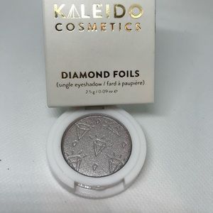 Sephora Makeup - 5/$25Kaleido’s diamond foils sizzle eyeshadow Sephora Makeup - 5/$25Kaleido’s diamond foils sizzle eyeshadow